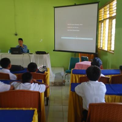 Nonton Bareng Film G30S/PKI